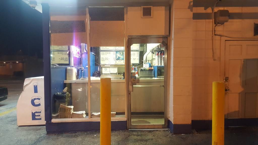 Uncle Nicks | restaurant | 918 E State St, Rockford, IL 61104, USA | 8159624444 OR +1 815-962-4444