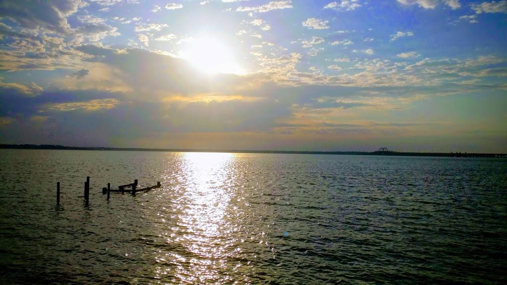 Mrs. Livelys Cajun Konnection | restaurant | 721 E Hundley Dr, Lake Dallas, TX 75065, USA | 9402794299 OR +1 940-279-4299