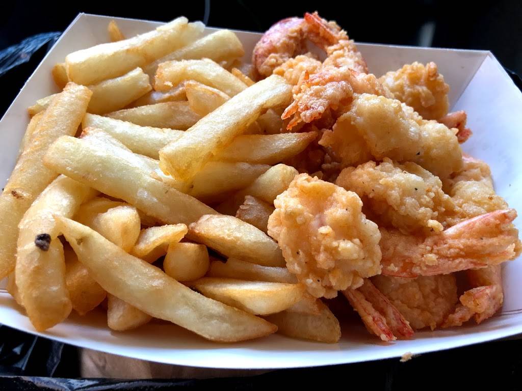 Famous Fish Market | restaurant | 684 St Nicholas Ave, New York, NY 10030, USA | 2124918323 OR +1 212-491-8323