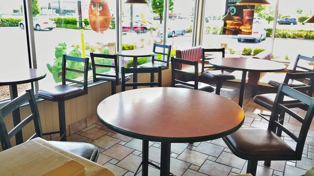 McDonalds | cafe | 3232 IL-59, Naperville, IL 60564, USA | 6309223500 OR +1 630-922-3500