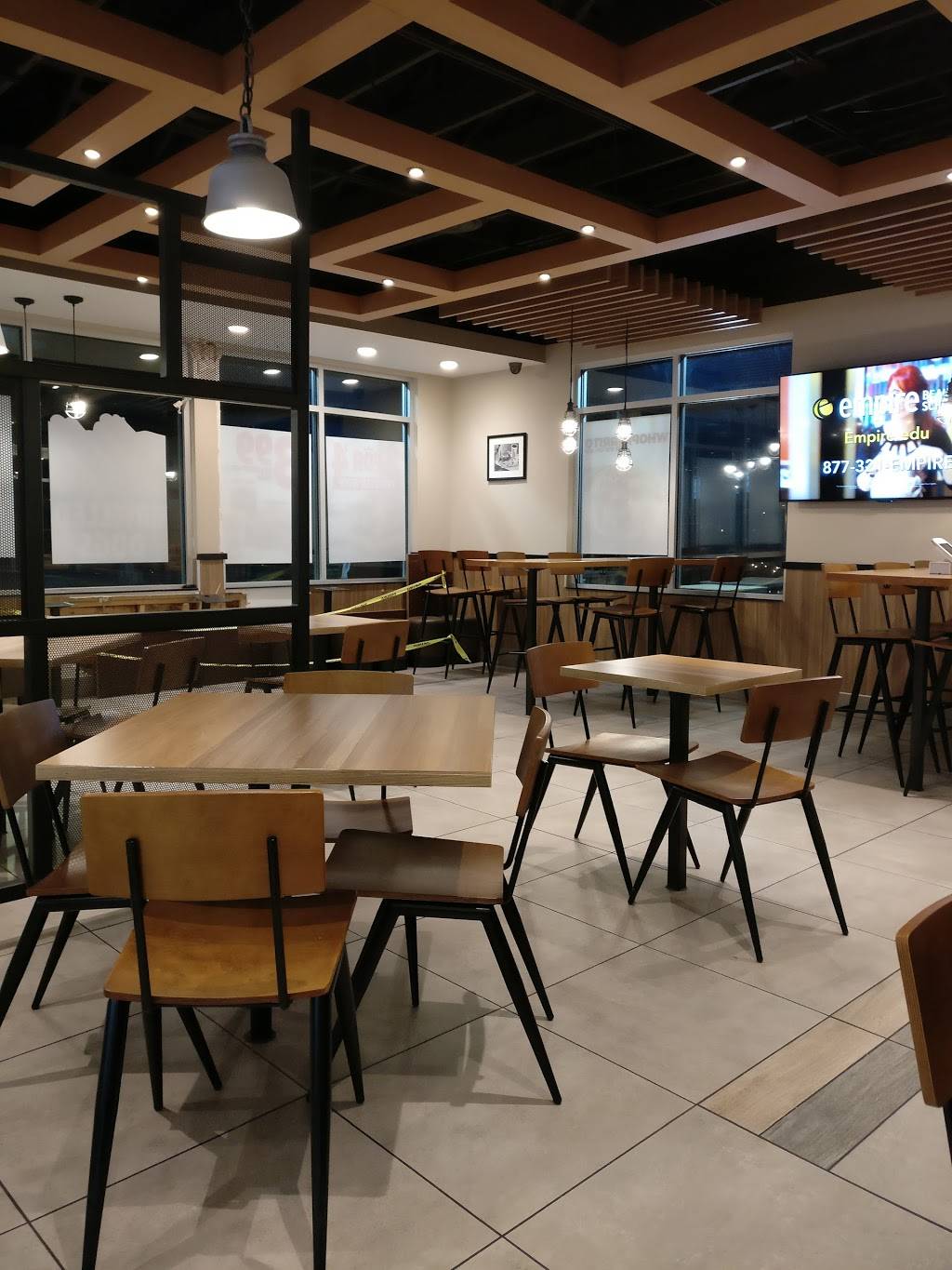 Burger King | restaurant | 1298 NY-332, Farmington, NY 14425, USA | 5853376902 OR +1 585-337-6902