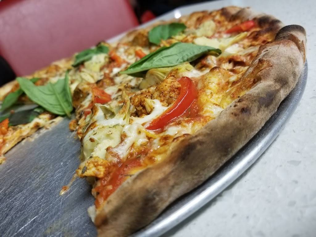 Dinos Wood Burning Pizza | restaurant | 820 The Queensway, Etobicoke, ON M8Z 1N5, Canada | 4162590050 OR +1 416-259-0050