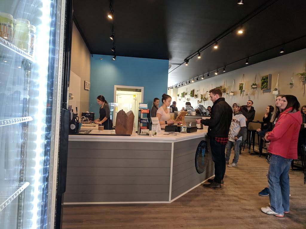 Bona Fide Juicery | restaurant | 111 E College Ave, Appleton, WI 54911, USA | 9207573454 OR +1 920-757-3454