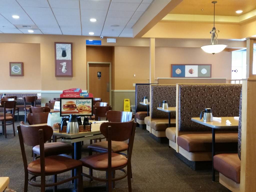 IHOP | restaurant | 3150 NW Bucklin Hill Rd, Silverdale, WA 98383, USA | 3606984793 OR +1 360-698-4793
