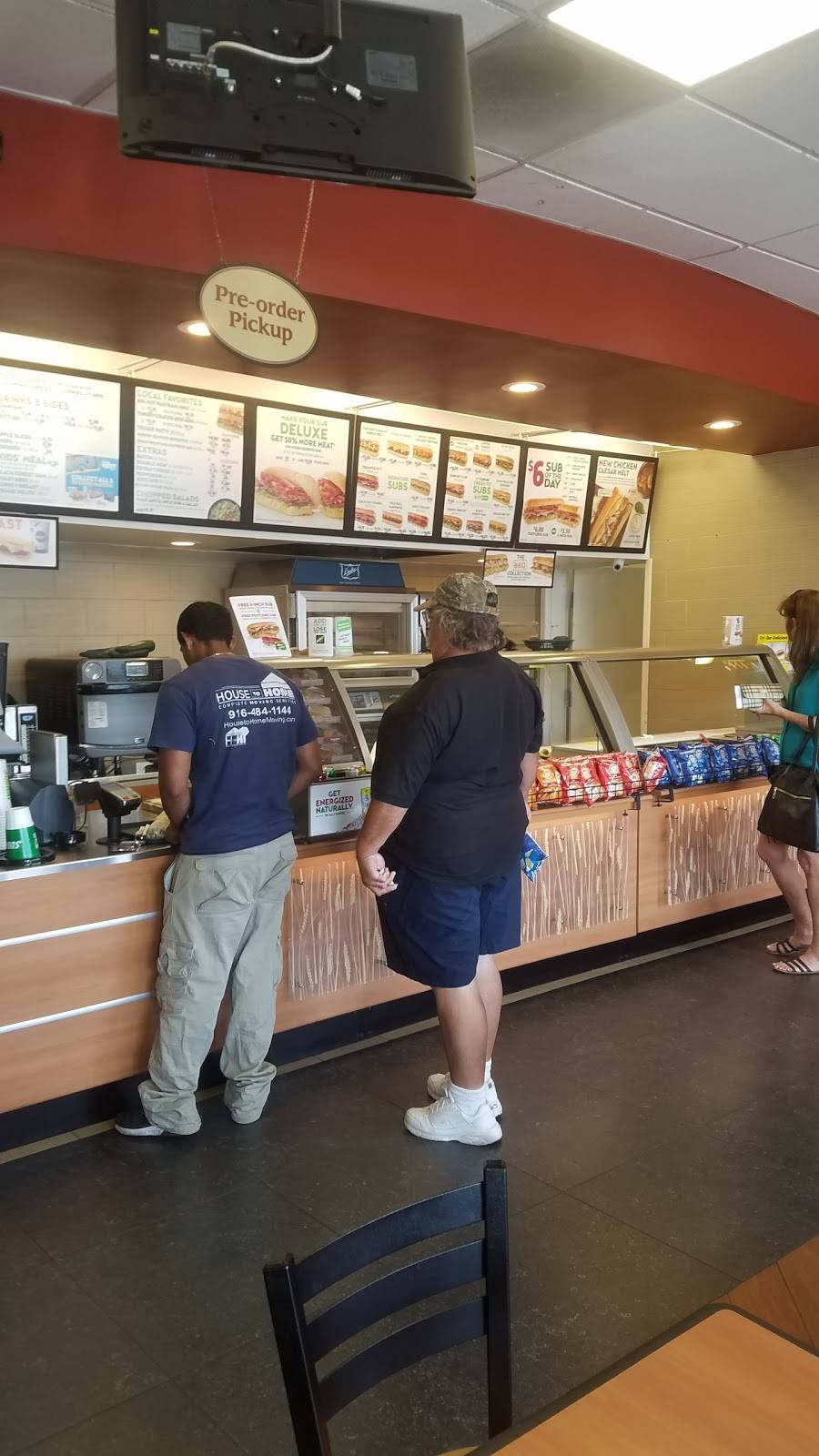 Subway Restaurants | restaurant | 633 E Victor Rd Suite C, Lodi, CA 95240, USA | 2093392342 OR +1 209-339-2342