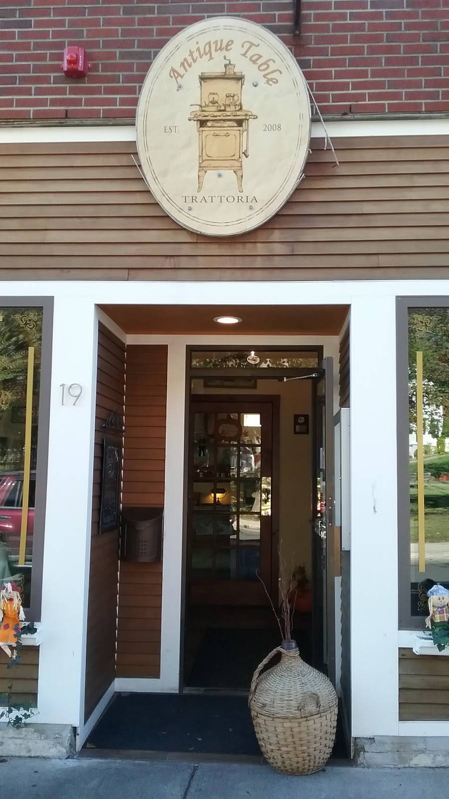 Antique Table Restaurant | restaurant | 19 Crest Ave, Winthrop, MA 02152, USA | 6172079054 OR +1 617-207-9054