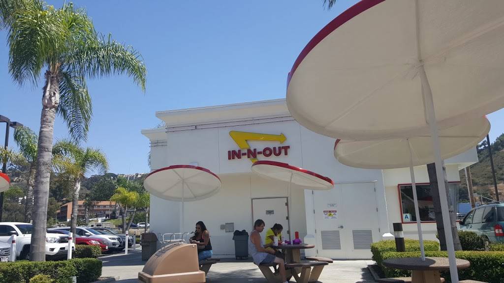 In-N-Out Burger | restaurant | 2005 Camino Del Este, San Diego, CA 92108, USA | 8007861000 OR +1 800-786-1000