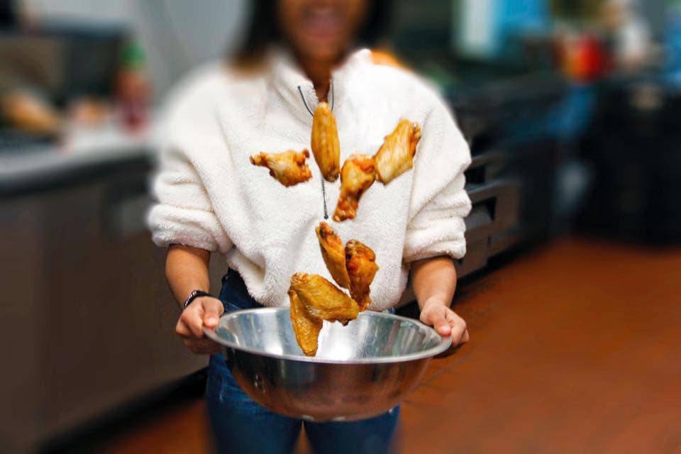 Wing Station Riverstone | restaurant | 4821 LJ Pkwy #80, Sugar Land, TX 77479, USA | 8329871343 OR +1 832-987-1343