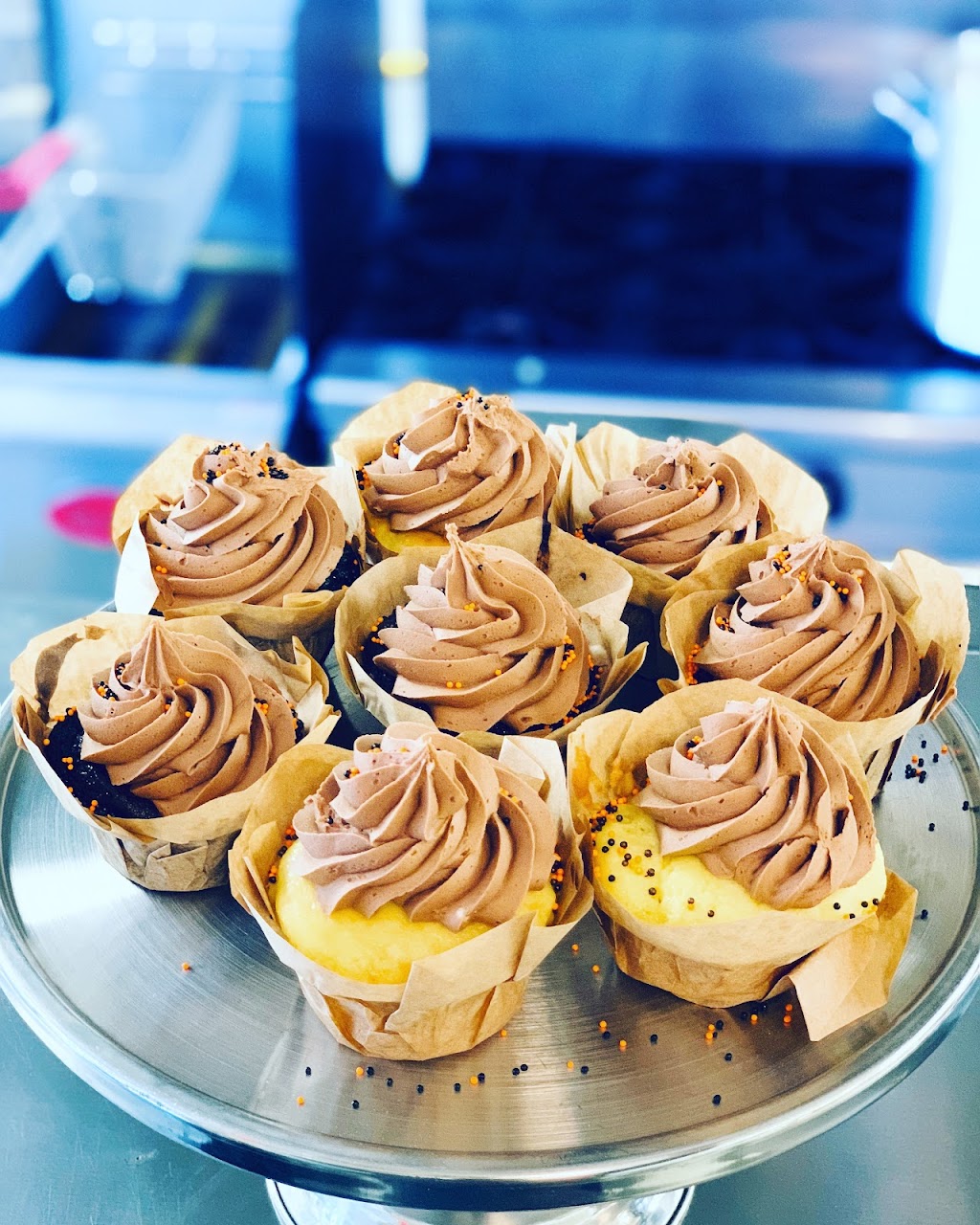 Donuts & Deli | restaurant | 308 Main St, Little Rock, AR 72201, USA | 5013197389 OR +1 501-319-7389