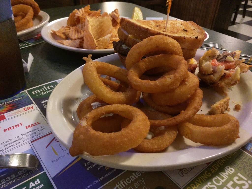 Metro Diner | cafe | 2130 SW 34th St, Gainesville, FL 32608, USA | 3523532889 OR +1 352-353-2889