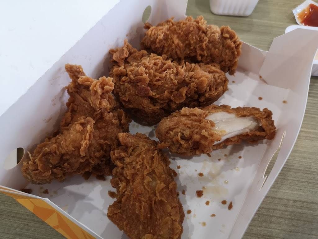 Churchs Chicken | restaurant | 9590 McCowan Rd Unit 4 and 5, Markham, ON L3P 8M1, Canada | 9059272444 OR +1 905-927-2444