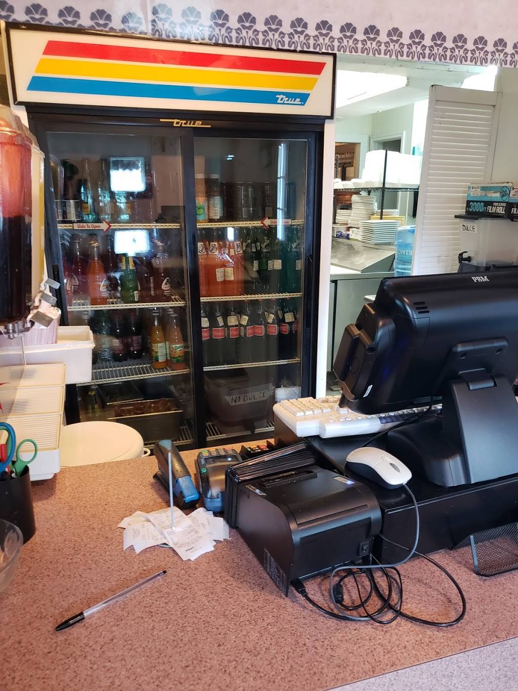 LOS GALLOS RESTAURANTE | restaurant | 302 N Crawford St, Denton, TX 76209, USA | 9402186999 OR +1 940-218-6999