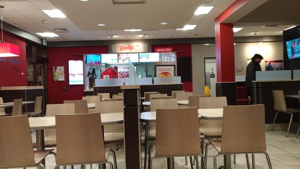 Wendys | restaurant | 535 Terminal Ave, Ottawa, ON K1G 0Z2, Canada | 6132320890 OR +1 613-232-0890