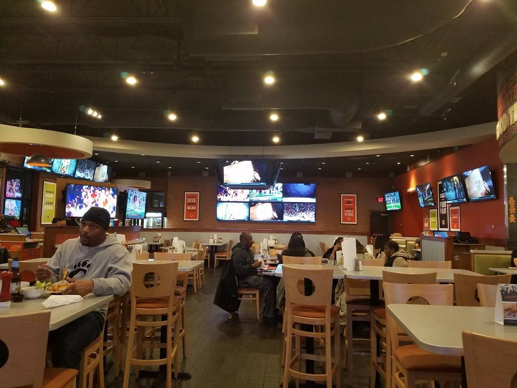 Buffalo Wings & Rings | restaurant | 4782 Plum Square, West Chester Township, OH 45069, USA | 5138609464 OR +1 513-860-9464