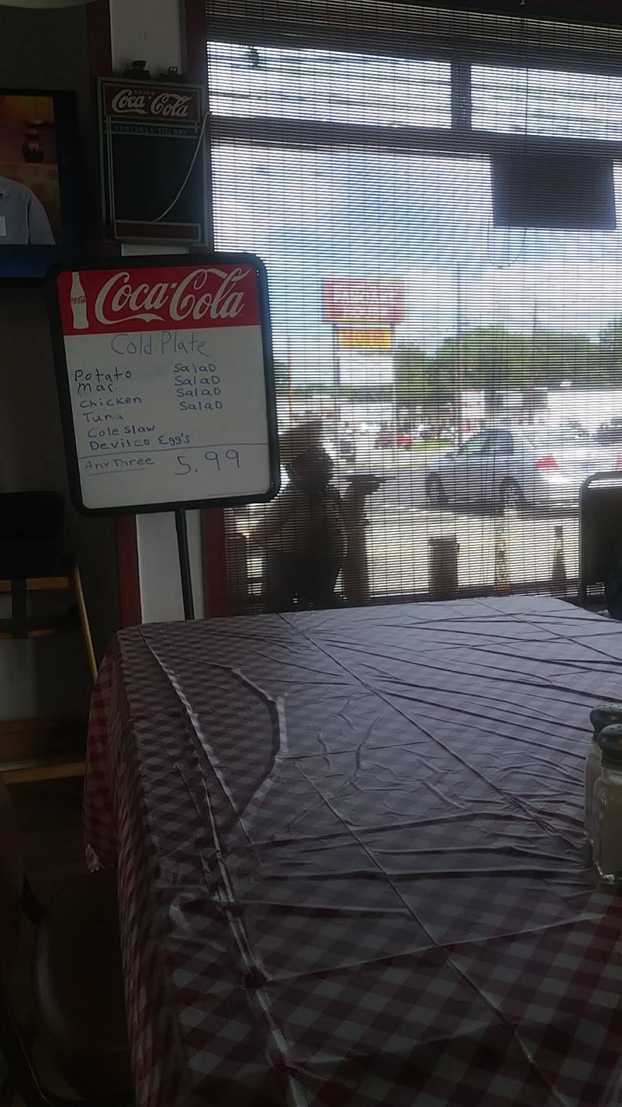 Kathys Kitchen | restaurant | 2406 Williamson Rd NE, Roanoke, VA 24012, USA | 5407955813 OR +1 540-795-5813