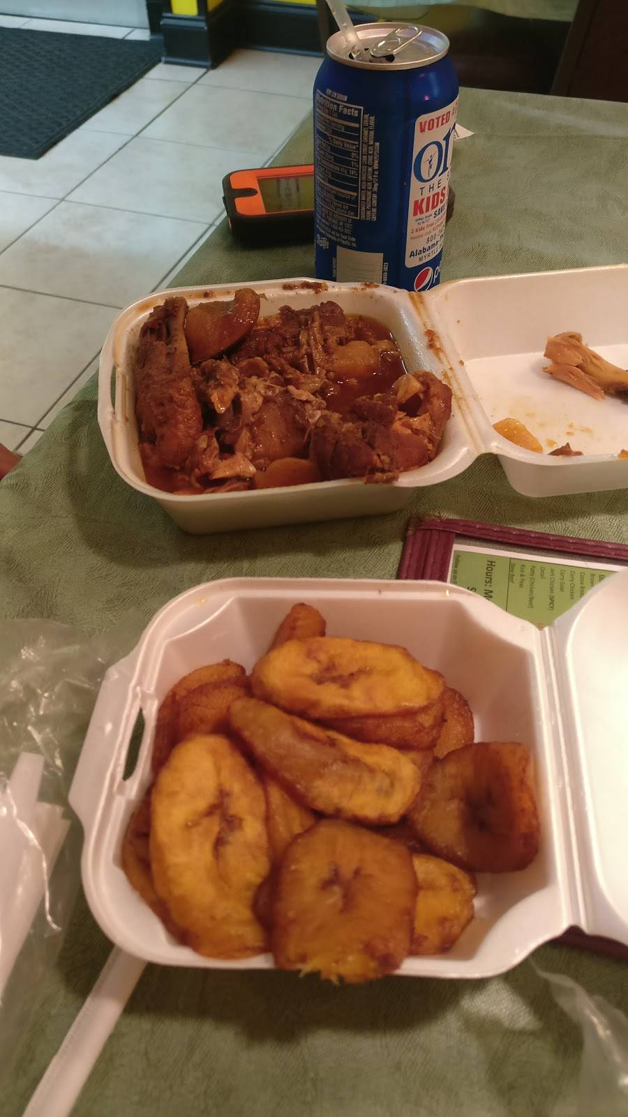 Finga Lickin Caribbean Eatery | restaurant | 2838 The Plaza, Charlotte, NC 28205, USA | 9804305120 OR +1 980-430-5120