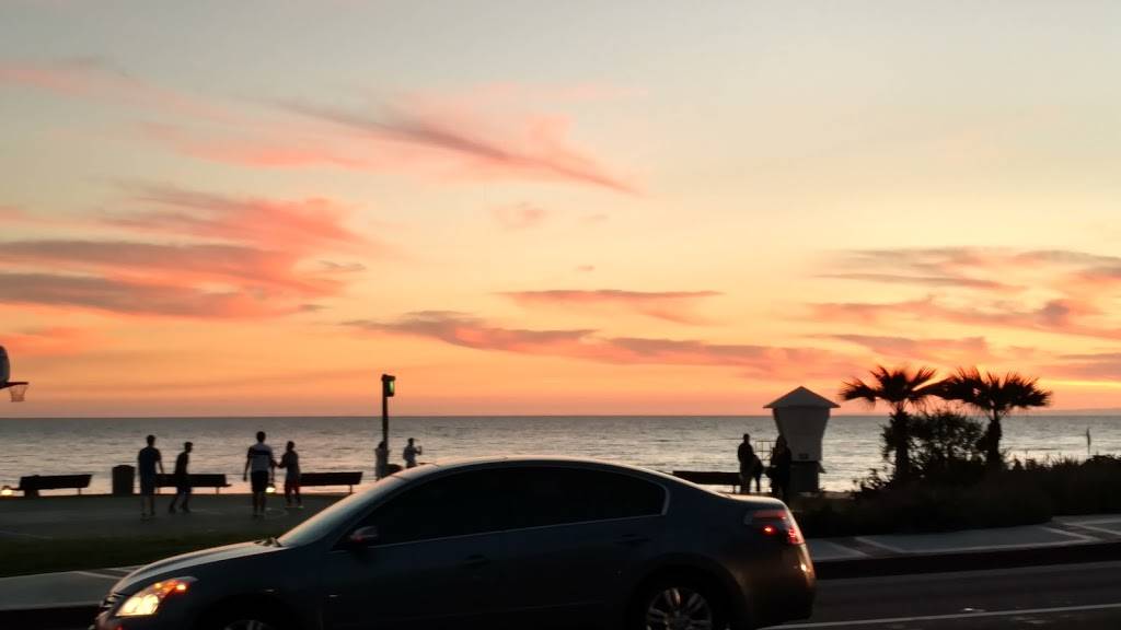 Starbucks | cafe | 180 N Coast Hwy, Laguna Beach, CA 92651, USA | 9494941302 OR +1 949-494-1302