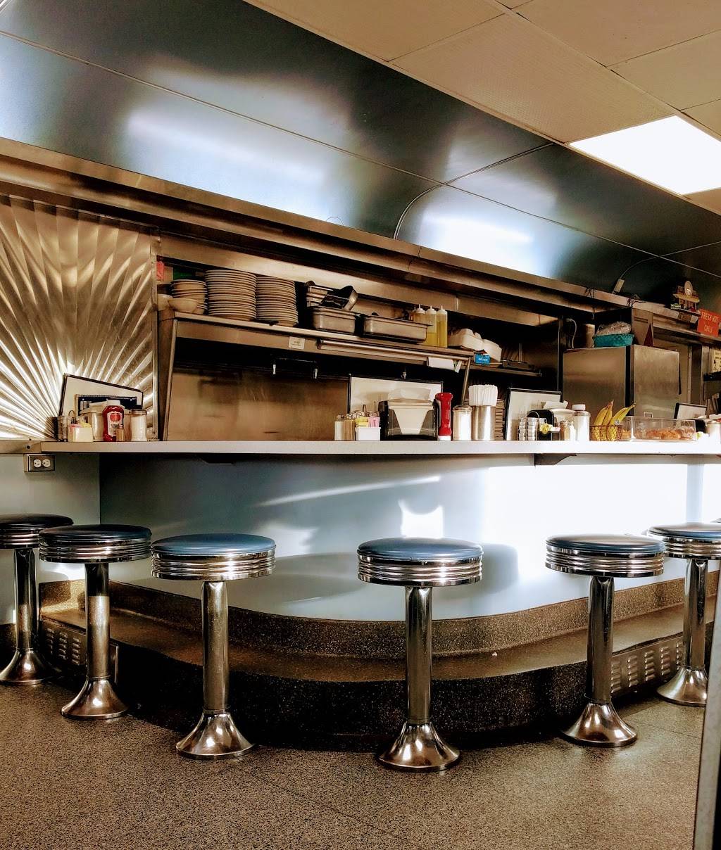 Bobs Diner | restaurant | 6053 Ridge Ave, Philadelphia, PA 19128, USA | 2154839002 OR +1 215-483-9002