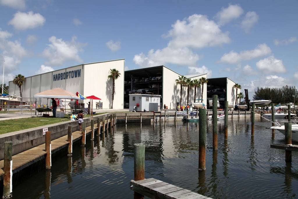 Harbortown Marina - Canaveral | restaurant | 2700 Harbortown Dr, Merritt Island, FL 32952, USA | 3214530160 OR +1 321-453-0160