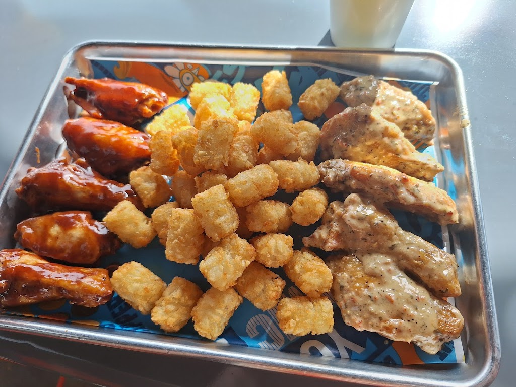 Atomic Wings | restaurant | 11200 Northwest Fwy, Houston, TX 77092, USA | 3464062879 OR +1 346-406-2879