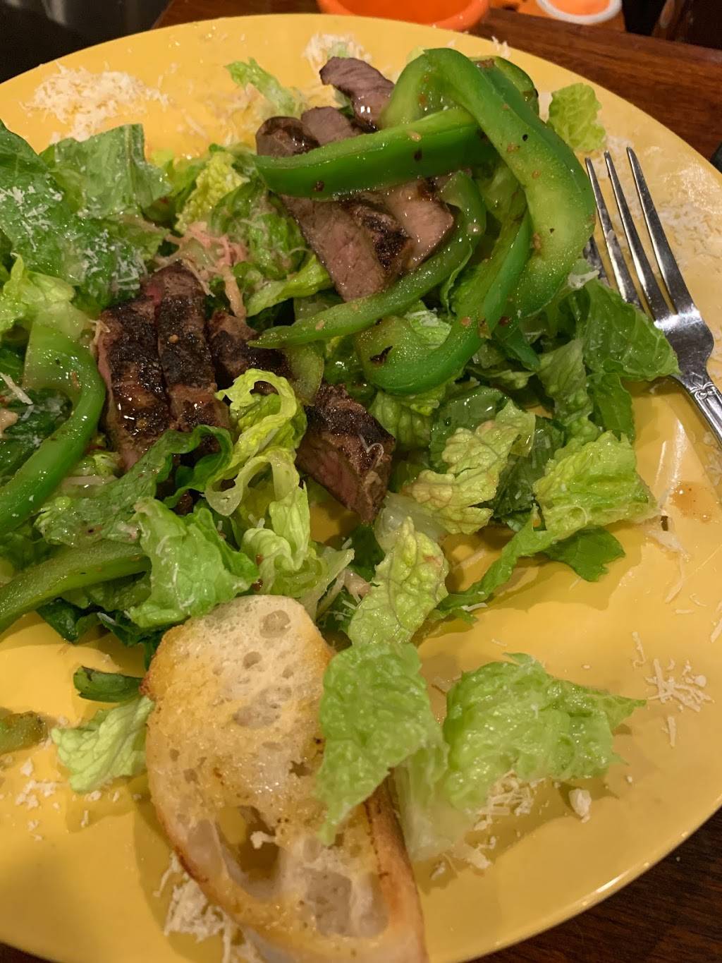 Johnny Oceans Grille | restaurant | 114 Oakway Center, Eugene, OR 97401, USA | 5413427994 OR +1 541-342-7994