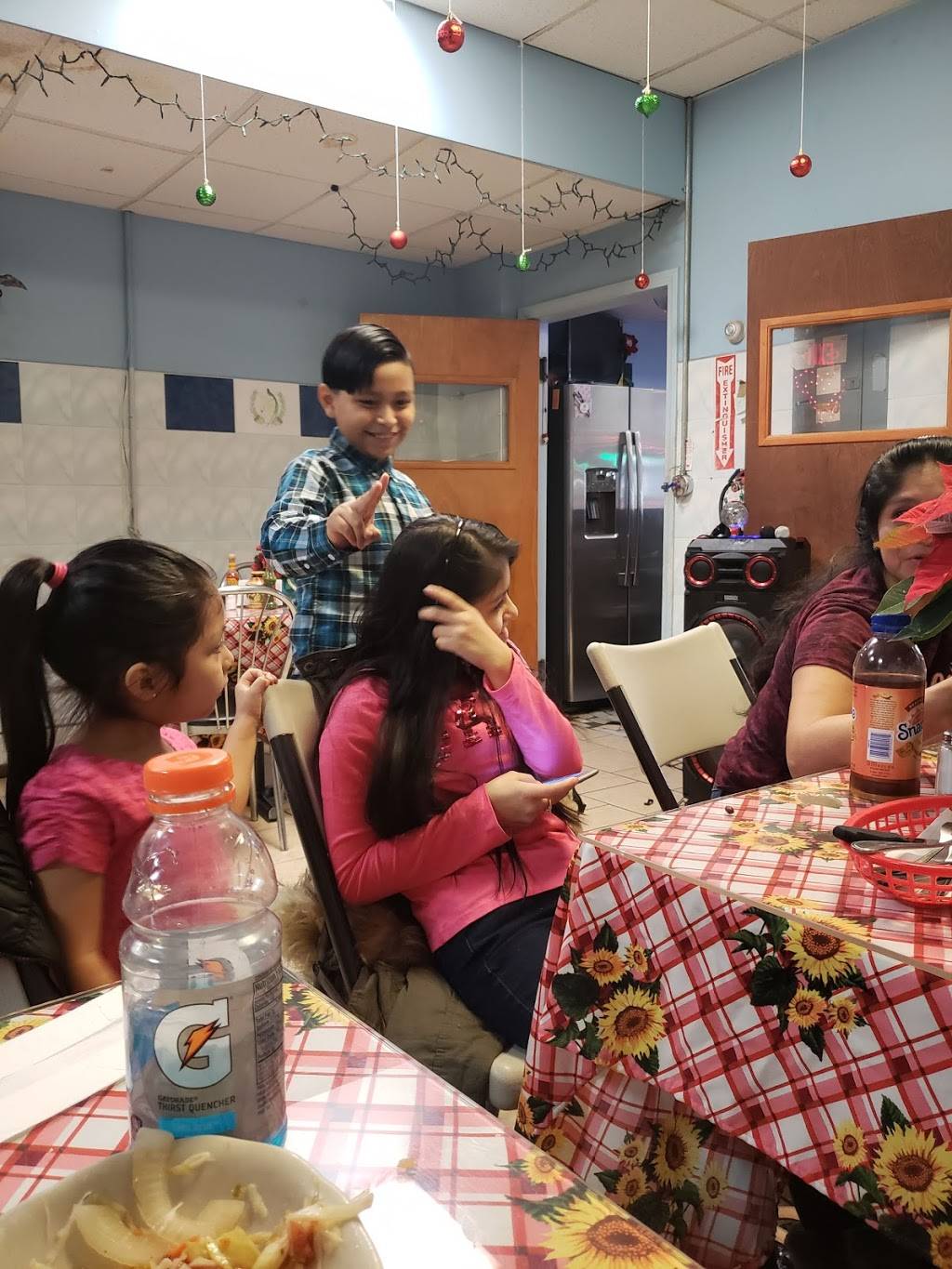 Guatemala Corner Restaurant | restaurant | 362 Anderson Ave, Cliffside Park, NJ 07010, USA | 2019419099 OR +1 201-941-9099