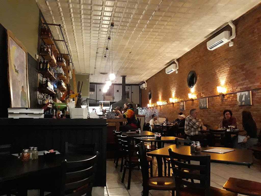 Bella Luna Pizzeria | restaurant | 121 W Main St, Trinidad, CO 81082, USA | 7198462750 OR +1 719-846-2750