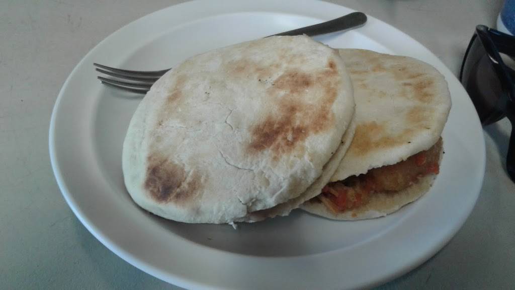 GORDITAS "EL TÍO" | restaurant | Blvd. Benito Juárez 901, Anexa Obrera, 22700 Rosarito, B.C., Mexico | 016618501200 OR +52 661 850 1200