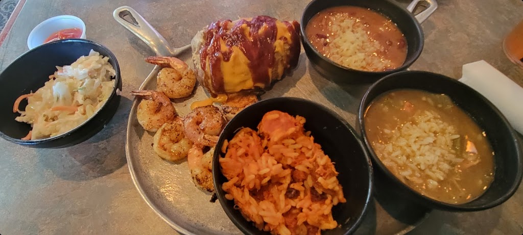 Smoke & Roux | restaurant | 483 S Davy Crockett Pkwy, Morristown, TN 37813, USA | 4236160118 OR +1 423-616-0118