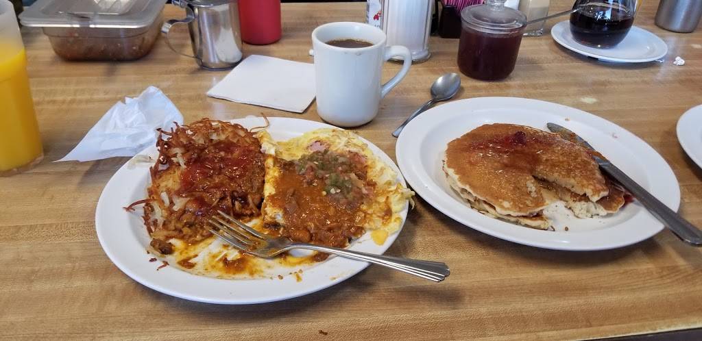 Basket Burger Cafe | restaurant | 1264 S Atlantic Blvd, Los Angeles, CA 90022, USA | 3232696823 OR +1 323-269-6823