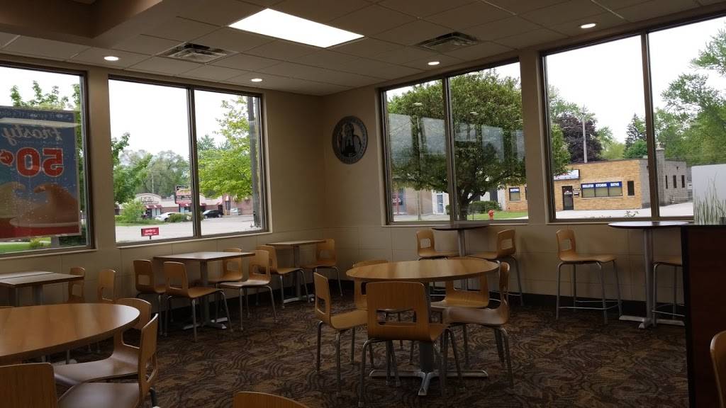 Wendys | restaurant | 22725 Orchard Lake Rd, Farmington, MI 48336, USA | 2484760554 OR +1 248-476-0554