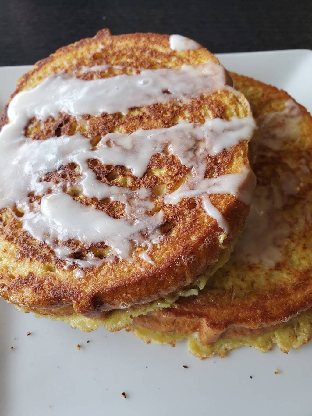 Silver dollar Restaurant | restaurant | 125 w Dixie Hwy, Momence, IL 60954, USA | 8155075150 OR +1 815-507-5150