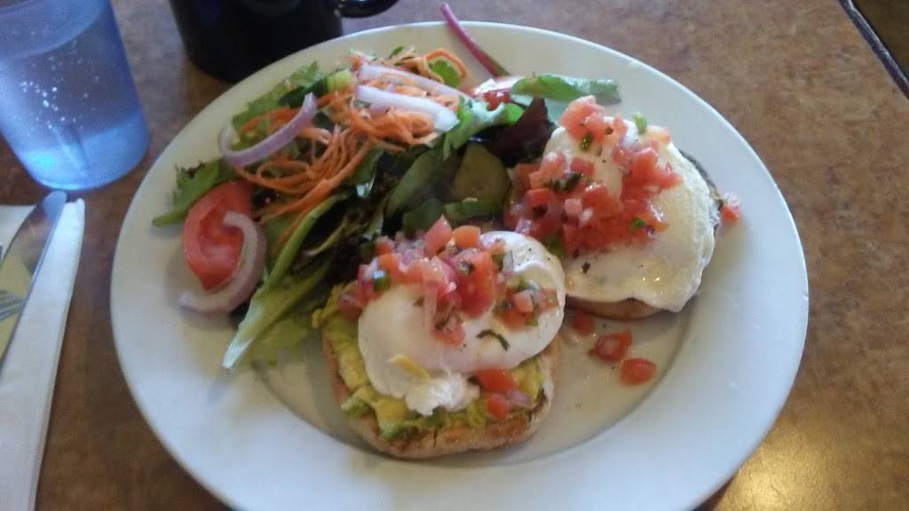 Moonlight Cafe | restaurant | 634 Cortland Ave, San Francisco, CA 94110, USA | 4156476448 OR +1 415-647-6448