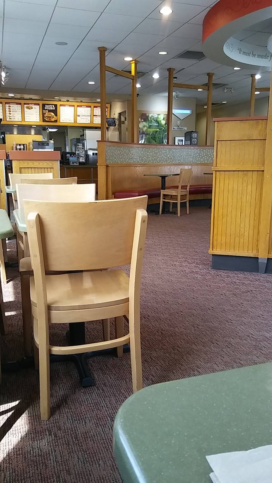 Wendys | restaurant | 1260 W Foothill Blvd, Rialto, CA 92376, USA | 9098732406 OR +1 909-873-2406