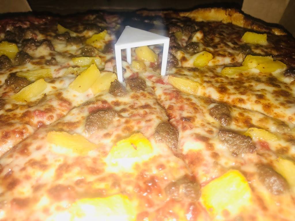 HungryHowies | restaurant | 1040 E University Ave, Gainesville, FL 32601, USA | 3527274757 OR +1 352-727-4757