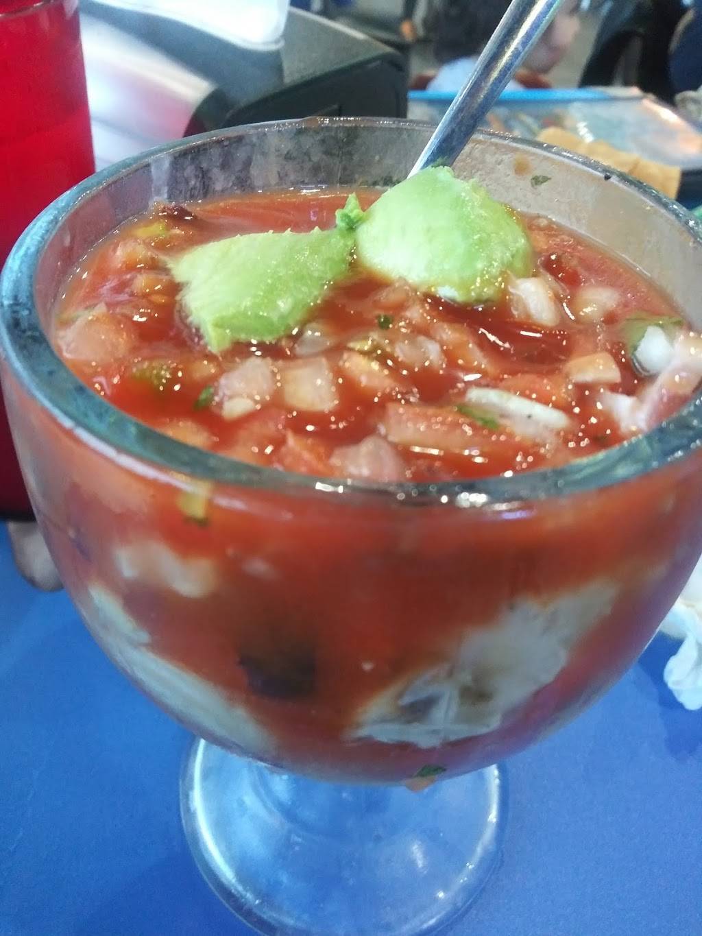 Ostioneria La Reyna | restaurant | 6031 Hwy 6 N Suite 17, Houston, TX 77084, USA | 2818619227 OR +1 281-861-9227