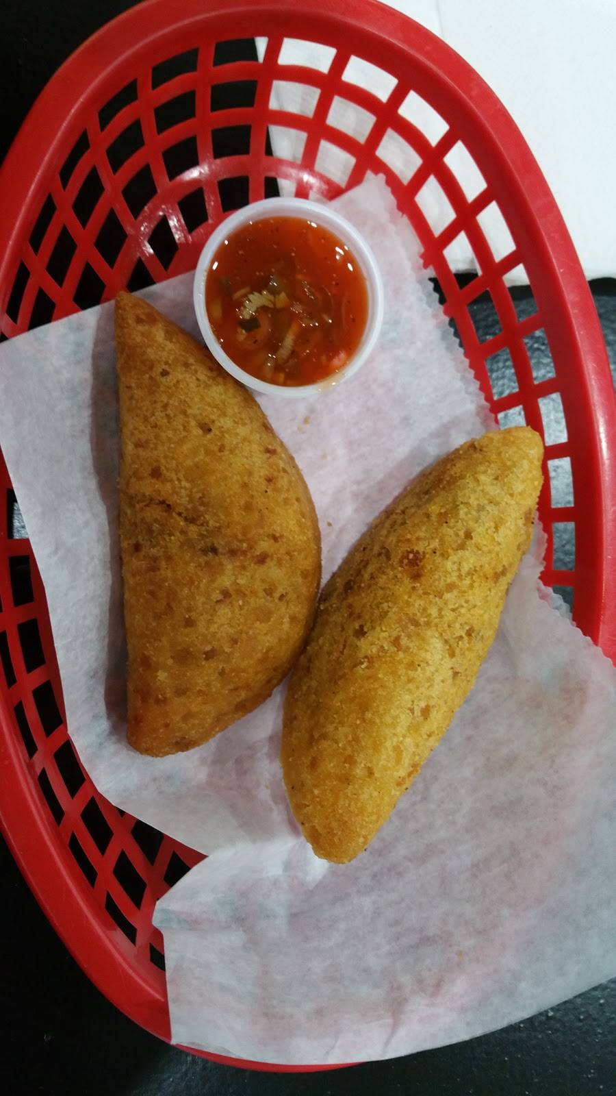 Las Delicias Bakery | bakery | 1801 College Point Blvd, Flushing, NY 11356, USA | 7184604911 OR +1 718-460-4911