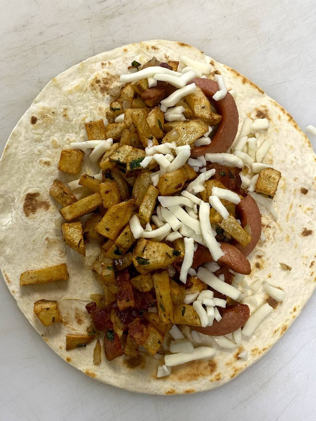 Off the Chain Kitchen | restaurant | 3322 Sylvan Ave Suite A, Dallas, TX 75212, USA | 2147528346 OR +1 214-752-8346