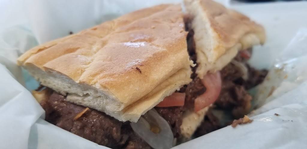 Bias Café Marianao | restaurant | 4323 W Addison St, Chicago, IL 60641, USA | 7739930178 OR +1 773-993-0178