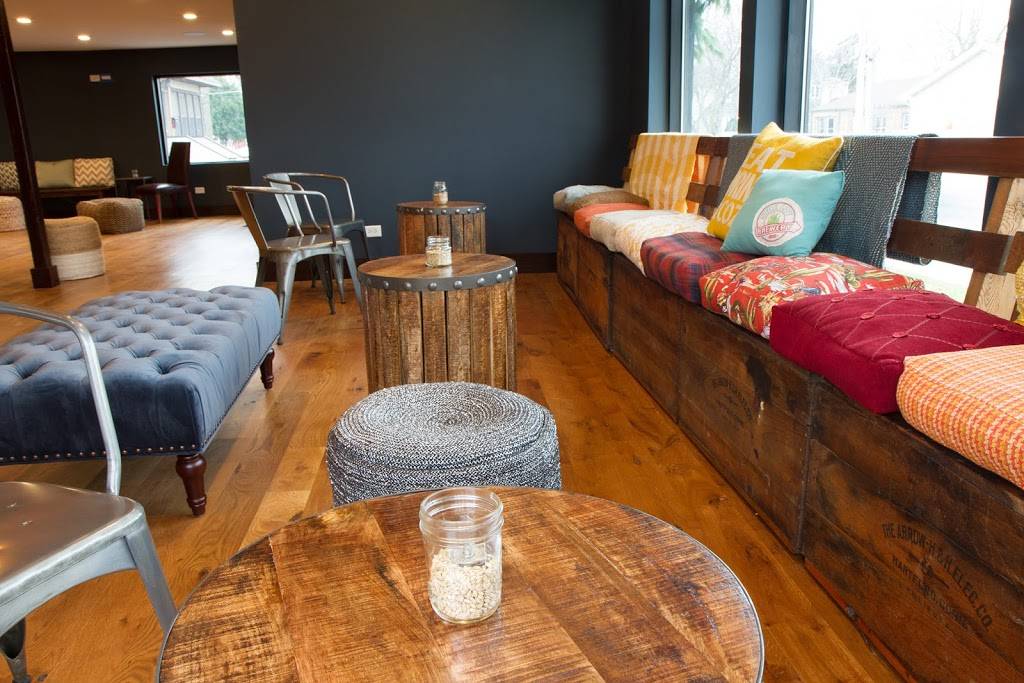 Side Lot Brewery | restaurant | 110 Slocum Lake Rd, Wauconda, IL 60084, USA | 8478650281 OR +1 847-865-0281