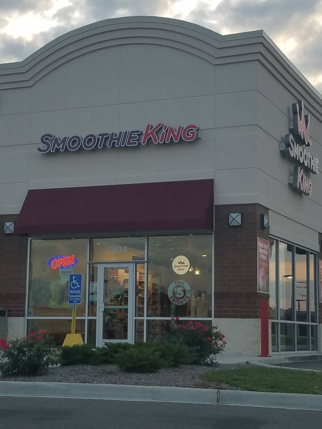 Smoothie King | restaurant | 750 Gravois Bluffs Blvd a, Fenton, MO 63026, USA | 6366787518 OR +1 636-678-7518