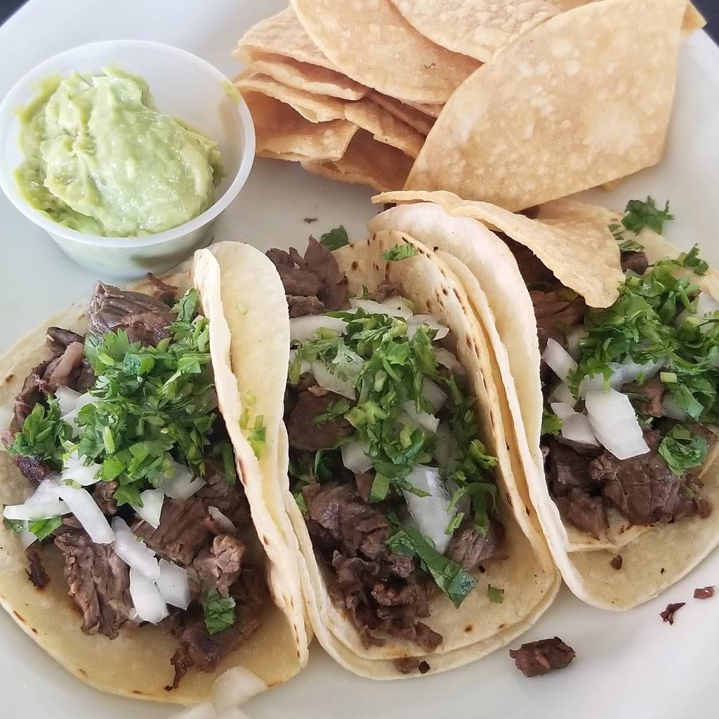Bobbis Mexican Grill and BBQ | restaurant | 302 N Lantana St, Camarillo, CA 93010, USA | 8054840103 OR +1 805-484-0103