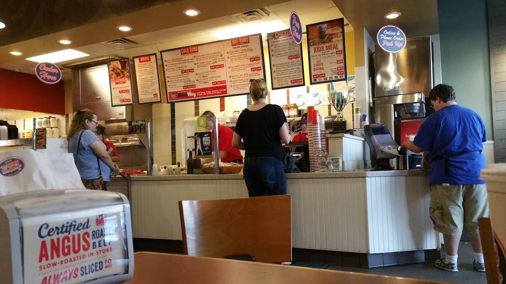 Jersey Mikes Subs | meal takeaway | 14441 Burbank Blvd, Van Nuys, CA 91401, USA | 8187786599 OR +1 818-778-6599