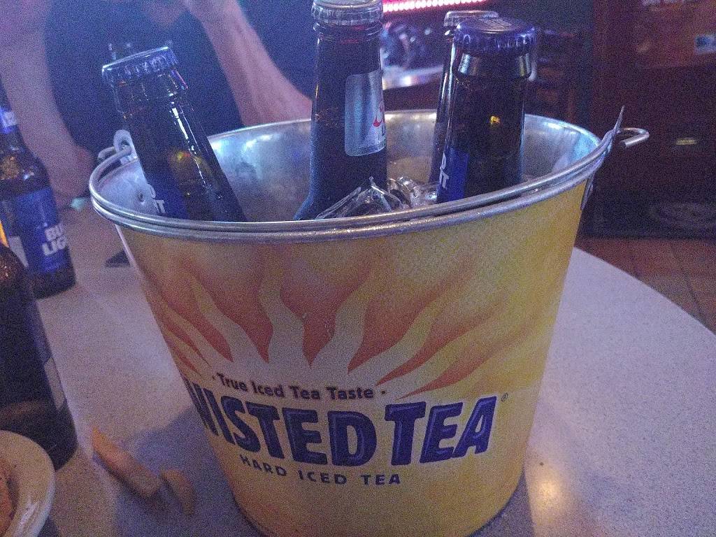 Milts Rendezvous | restaurant | 610 Church St, Brooklyn, MD 21225, USA | 4107893848 OR +1 410-789-3848