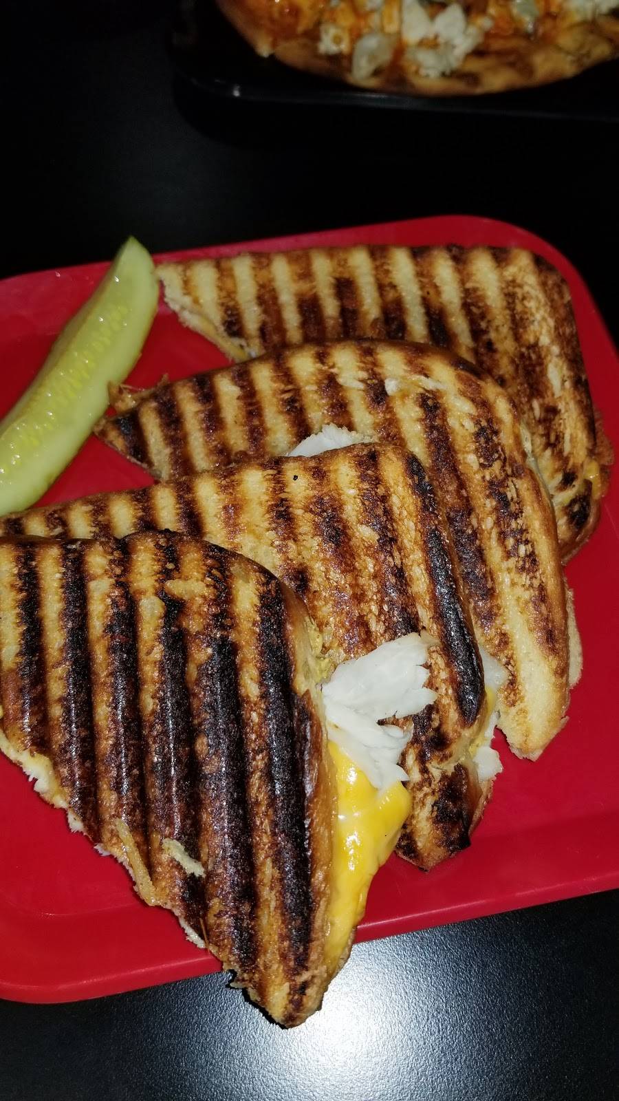 Field of Greens | restaurant | 111 Marketplace Ave, Mooresville, NC 28117, USA | 7046609995 OR +1 704-660-9995