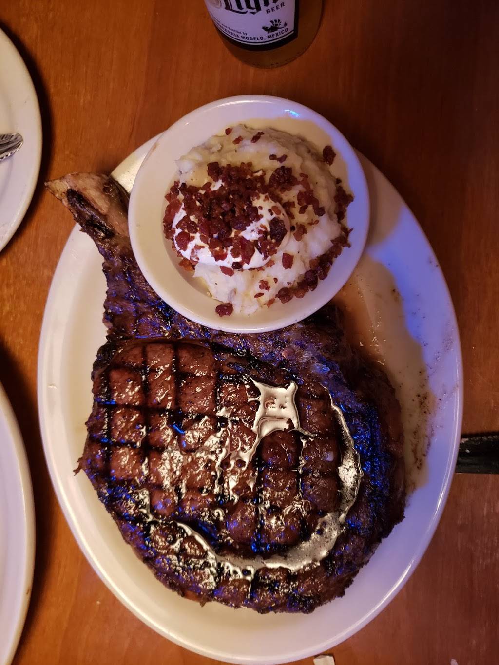 Texas Roadhouse | restaurant | 10450 E Independence Blvd, Matthews, NC 28105, USA | 7048140285 OR +1 704-814-0285