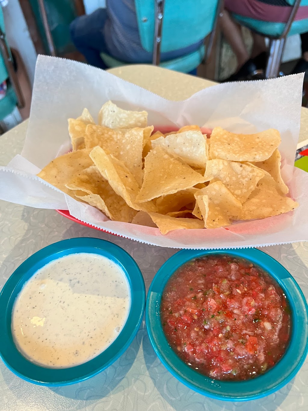 Chuys | restaurant | 9774 Katy Fwy Suite 100, Houston, TX 77055, USA | 8324315252 OR +1 832-431-5252