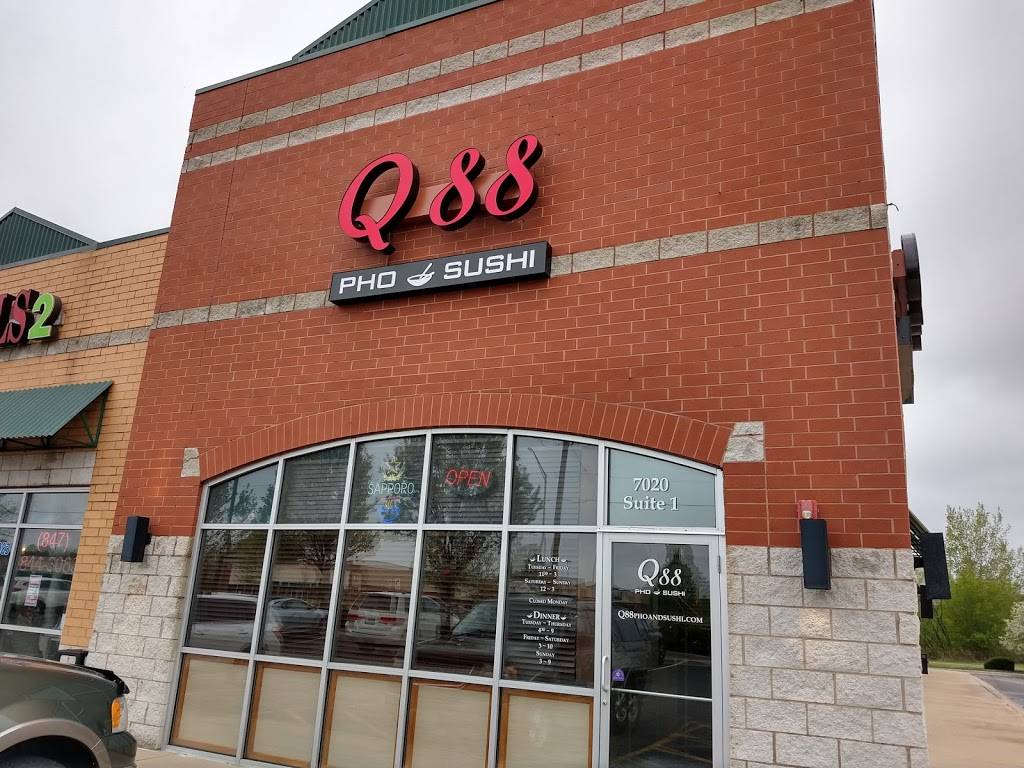 Q88 Pho & Sushi | restaurant | 7020 Huntley Rd #1, Carpentersville, IL 60110, USA | 2242932800 OR +1 224-293-2800