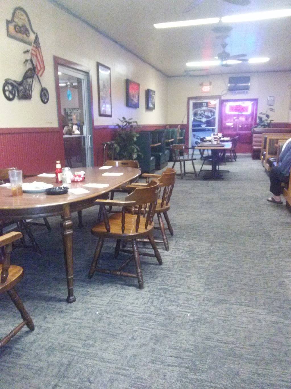 Webb City Cafe | restaurant | 21 S Main St, Webb City, MO 64870, USA | 4176732020 OR +1 417-673-2020