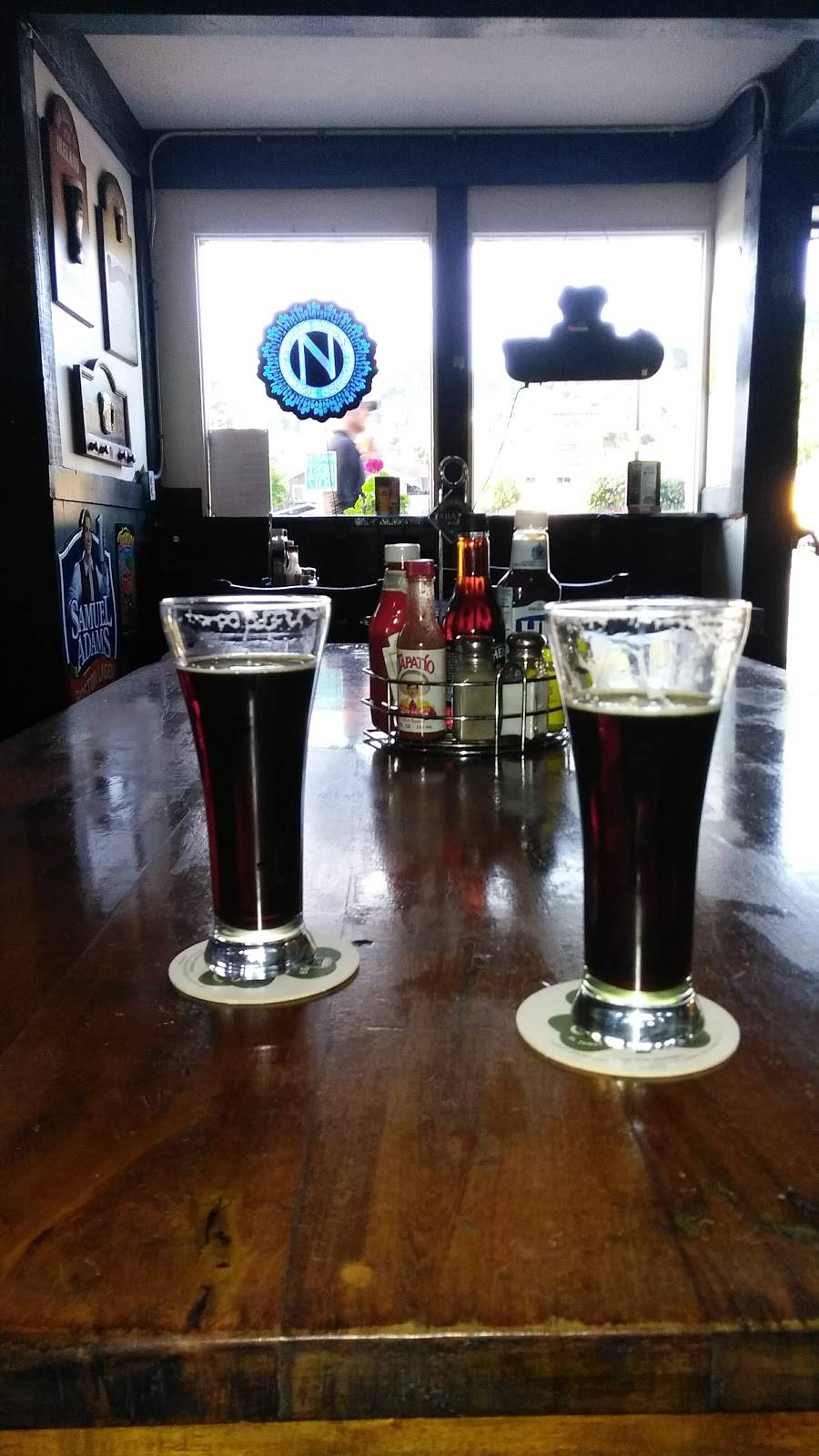 The Mayflower Pub | restaurant | 1533 4th St, San Rafael, CA 94901, USA | 4154561011 OR +1 415-456-1011